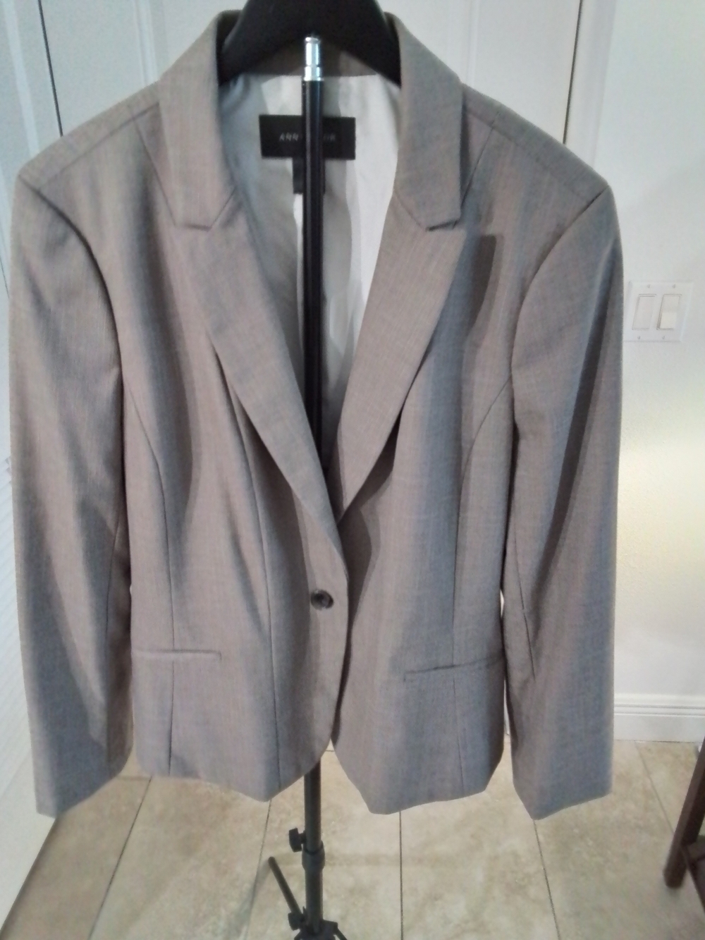 Ann Taylor Light Gray Tailored Single-Button Blazer
